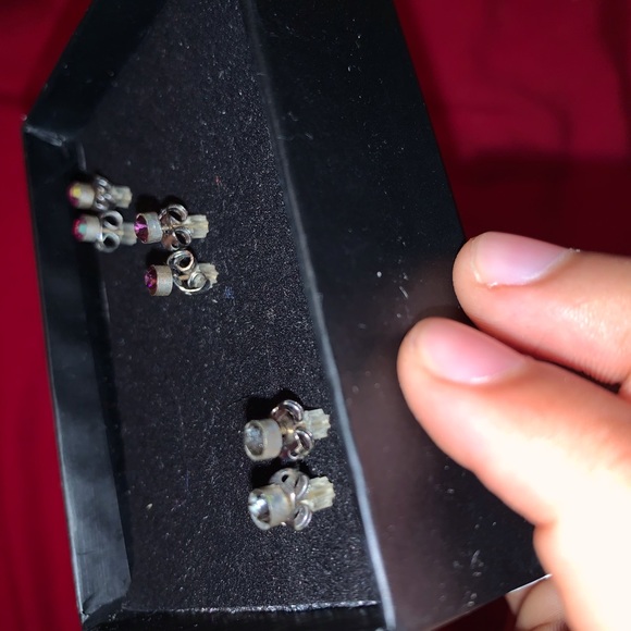 🔥 3/$20 Multicolored Stud Earring Bundle - Picture 2 of 2